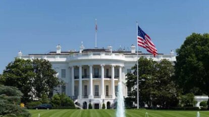 Casa Blanca.