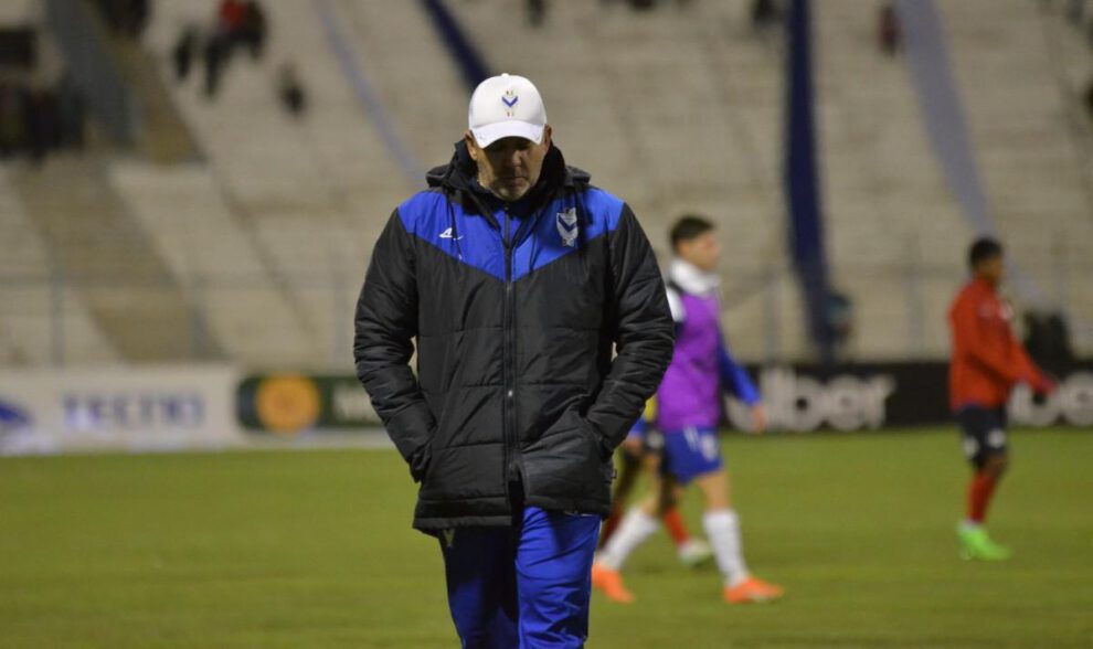 División Profesional, GV San José nuevo entrenador, Julio César Baldivieso
