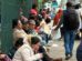 Varios pacientes realizaron filas para agarrar una ficha para la atención