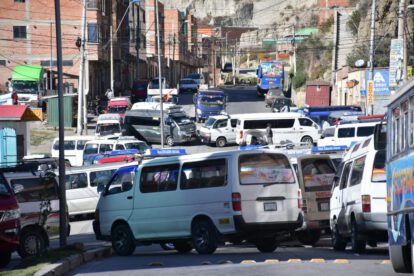 En diferentes ciudades del país se llevó a cabo el bloqueo de transporte