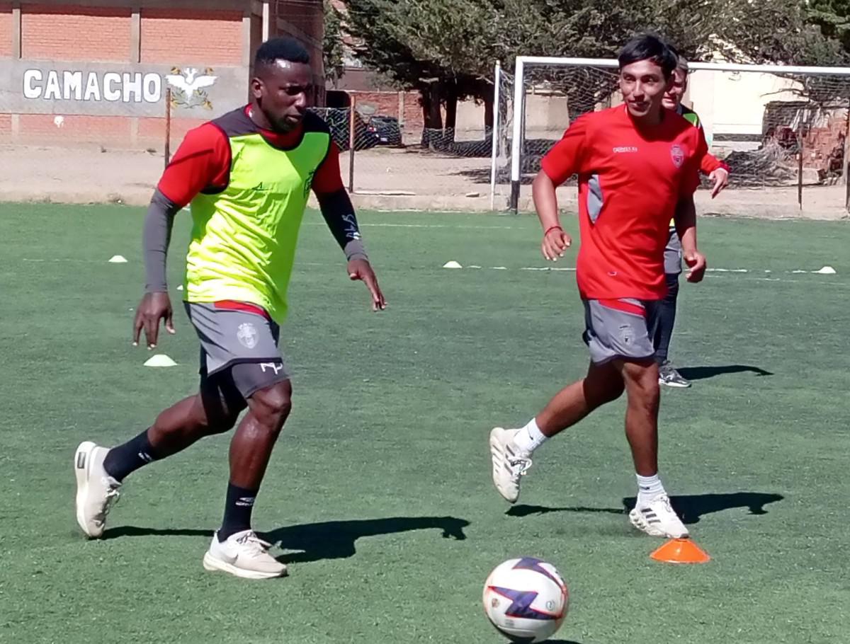 División Profesional, Entrenamientos de CDT Real Oruro, El sábado recibirán a FC Universitario