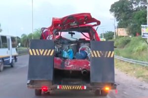 Un auto chocado