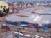 Una persona y el panorama del mercado