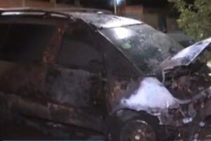 Un vehiculo calcinado