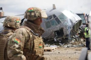Avión Hércules tras sufrir un accidente aéreo el pasado viernes 27 de febrero