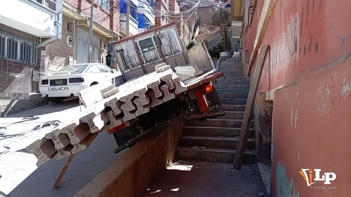 Imagen de cómo quedó el camión