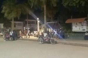 Tras 11 días de bloqueos, vecinos intentaron levantar los puntos de bloqueos