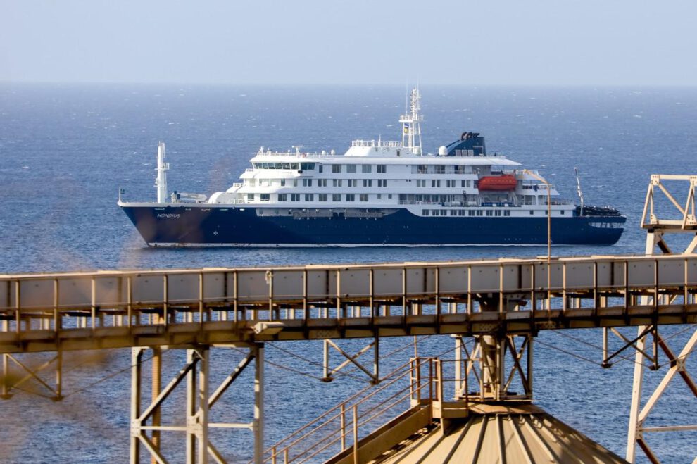 El crucero holandés MV Hondius