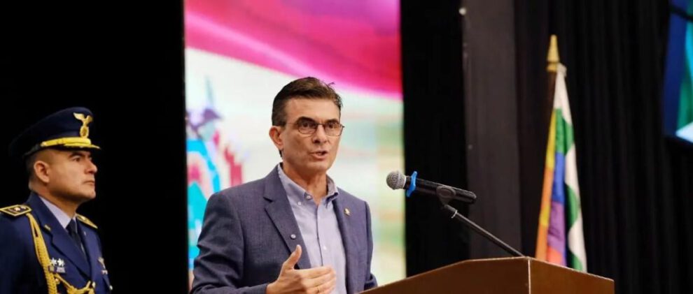 El presidente Rodrigo Paz en la Cumbre Nacional de este sábado en Cochabamba