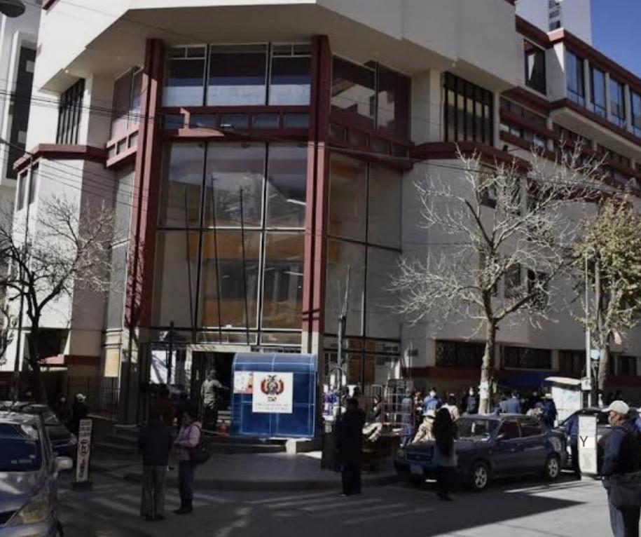 Imagen del frontis del Tribunal Departamental de Justicia de Oruro