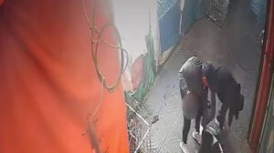 Dos delincuentes atracaron a una librecambista el viernes