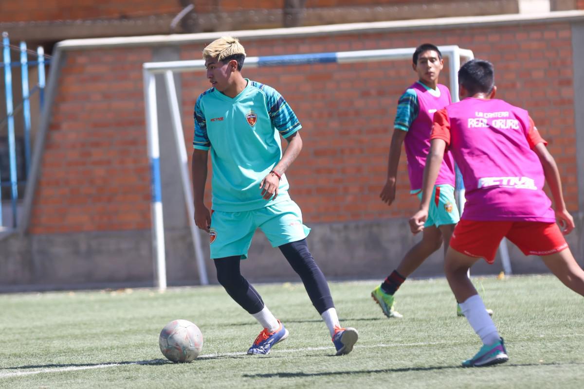 Liga Nacional Sub-19, CDT Real Oruro y GV San José, Participan 16 equipos de la División Profesional