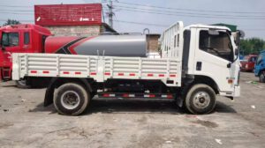 CAMION