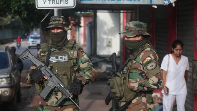 Agentes de la Fuerza Especial de Lucha Contra el Narcotráfico de Bolivia
