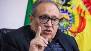 El ministro de Minería de Bolivia, Marco Antonio Calderón de la Barca