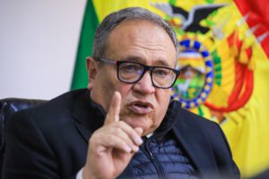 El ministro de Minería de Bolivia, Marco Antonio Calderón de la Barca