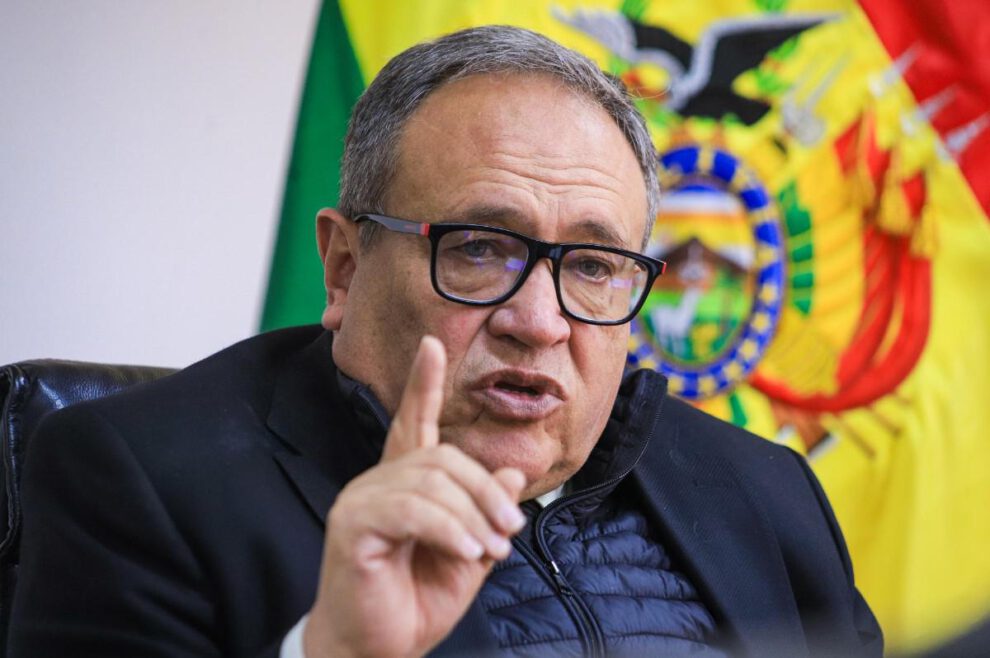 El ministro de Minería de Bolivia, Marco Antonio Calderón de la Barca