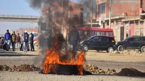 Un punto de bloqueo en la ciudad de El Alto