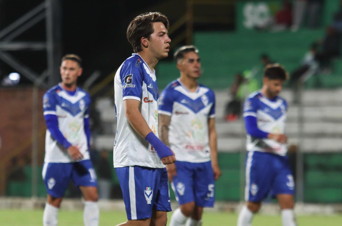 División Profesional, Baldivieso nuevo entrenador de GV San José, Partido GV San José vs. Real Tomayapo fue suspendido
