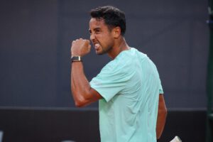 Tenis Internacional, Hugo Dellien para a octavos en Portugal, Juan Carlos Prado pierde en España