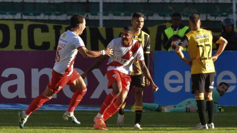 División Profesional, Always Ready vs. The Strongest postergado por 24 horas, Estadio Municipal de El Alto