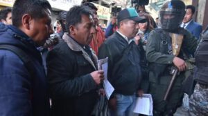 Un grupo de maestros llegó este miércoles hasta el Ministerio de Trabajo