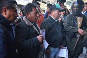 Un grupo de maestros llegó este miércoles hasta el Ministerio de Trabajo