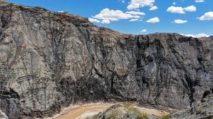 FOTO DE UNA GARGANTA GEOGRAFICA