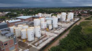 instalaciones de YPFB Refinación S.A.