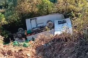 El conductor transitaba en una ruta alterna la cual estaba en mal estado