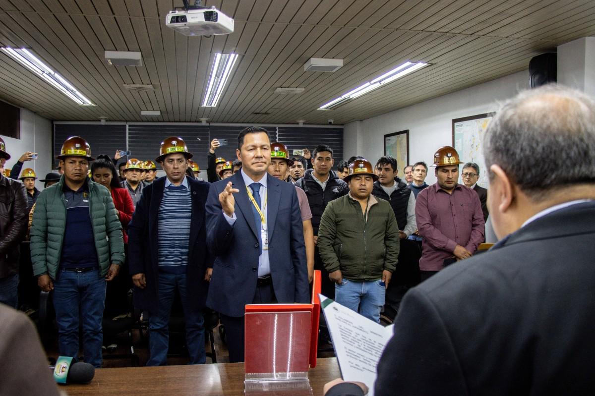 Carlos Ergueta durante el juramentando del cargo