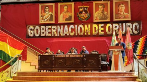 Acto de presentación de la campaña ambiental Eco Oruro