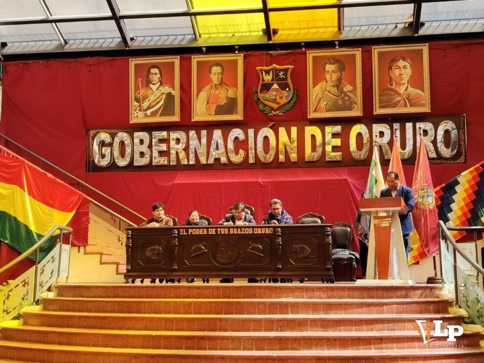 Acto de presentación de la campaña ambiental Eco Oruro