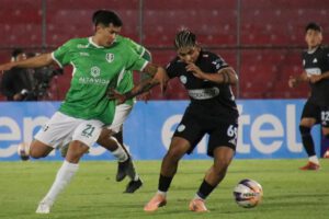 División Profesional, Real Tomayapo vs. Aurora, Estadio IV Centenario de Tarija