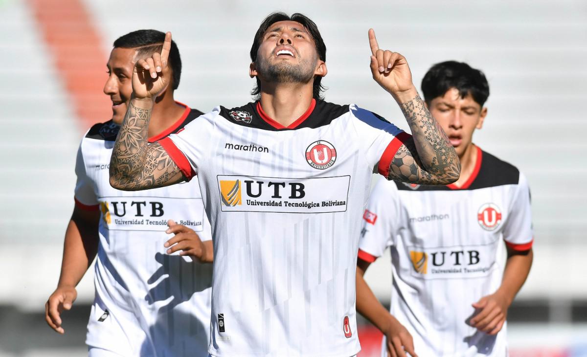 División Profesional, FC Universitario vs. Bolívar, Estadio Félix Capriles de Cochabamba