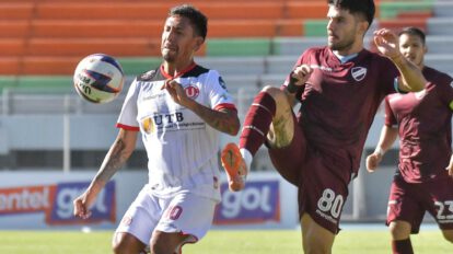 División Profesional, FC Universitario vs. Bolívar, Estadio Félix Capriles de Cochabamba