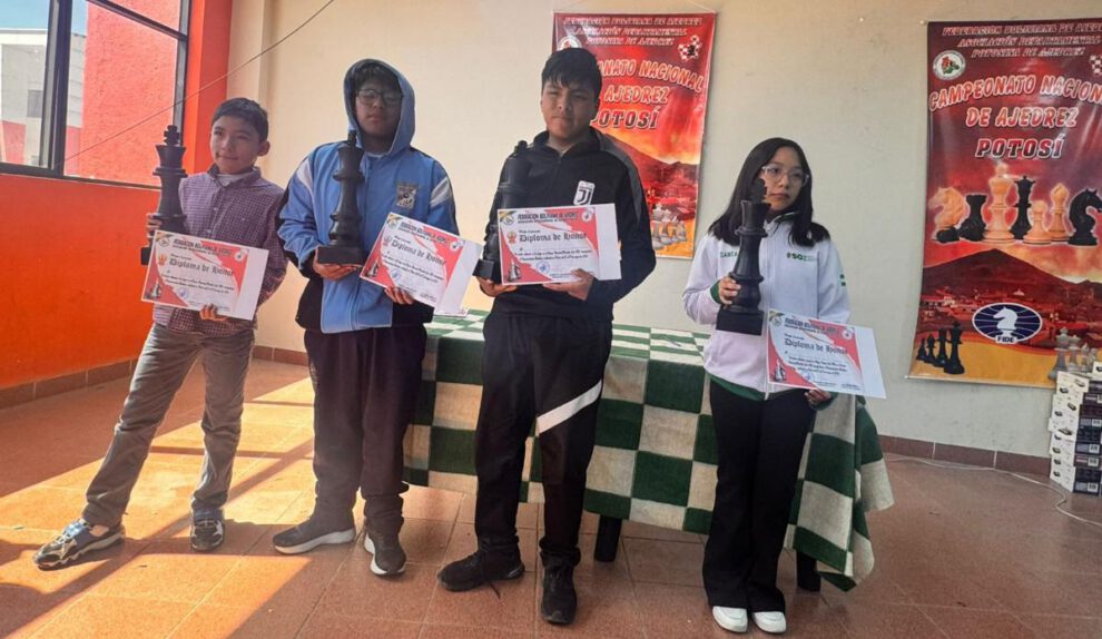 Torneo Nacional Absoluto de Ajedrez, Coliseo Ciudad de Potosí, Participación de 39 ajedrecistas