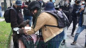 FOTO PERIODISTA DESMAYADA