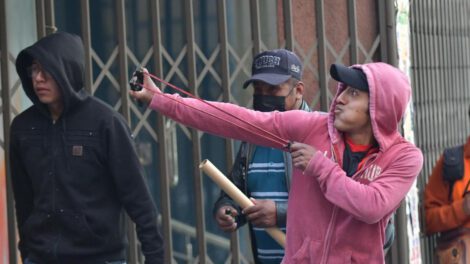 Un manifestante durante la pasada jornada en La Paz