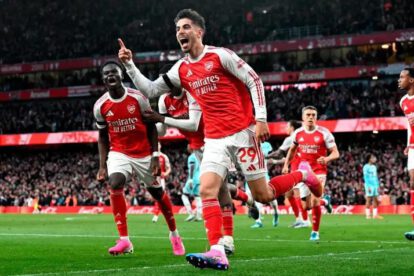 Premier League, Arsenal campeón después de 22 años, En la penúltima fecha Arsenal venció a Burnley 1-0