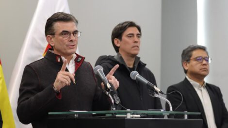 El Presidente Rodrigo Paz en conferencia de prensa
