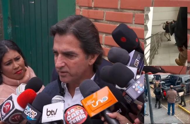 El alcalde Manuel Saavedra, llegó este miércoles por la mañana a la Fuerza Especial de Lucha Contra el Crimen (Felcc), para formalizar la denuncia