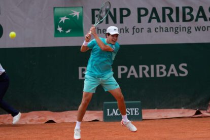 Torneo Roland Garros, Tenista boliviano Juan Carlos Prado, Prado vence a Glinka