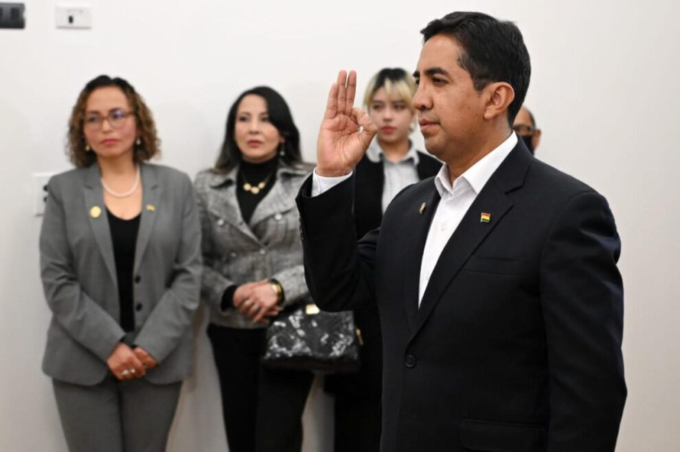 El nuevo ministro de Trabajo, William Bascopé