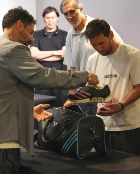 Lionel Messi y Ronnie Fieg