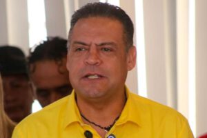 El gobernador de La Paz, Luís Revilla