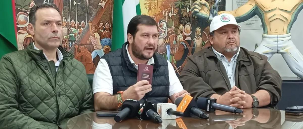 El líder cívico, Stello Cochamanidis