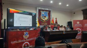 sesión asamblea departamental de Oruro