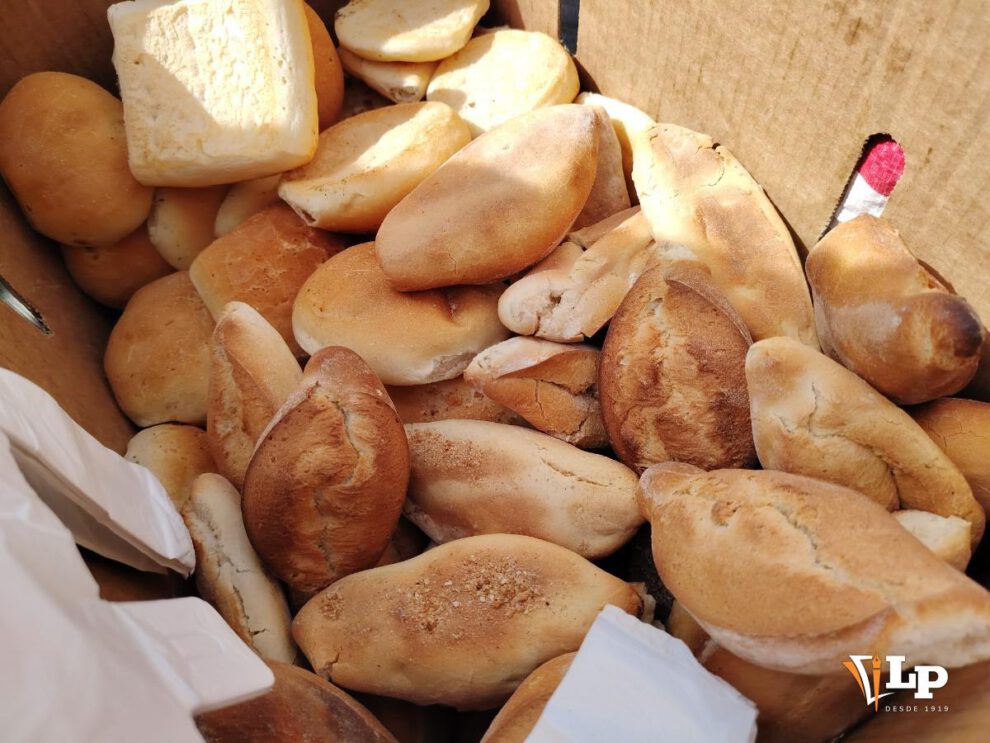 Pan