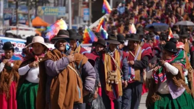 Los campesinos de La Paz y la COB lideran las protestas en Bolivia
